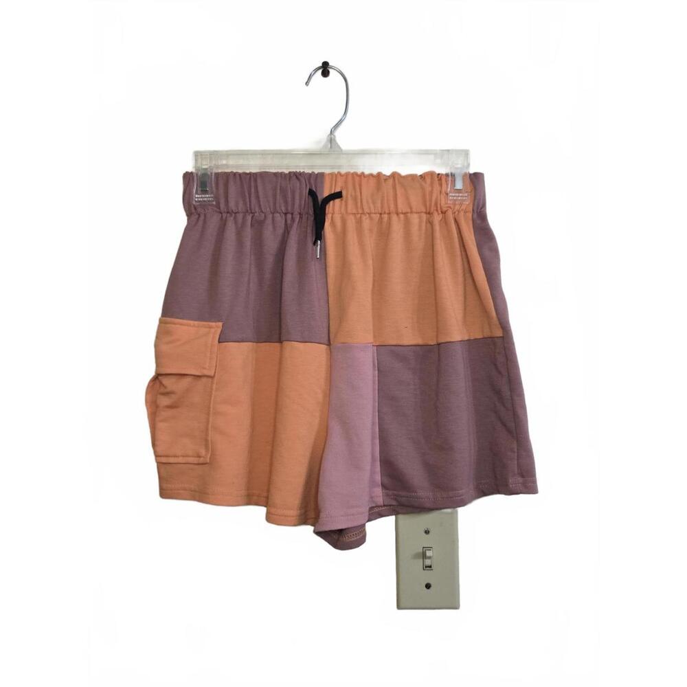 Colorblock Women's Crop Top with Wide Straps - Picture 5 of 7